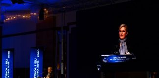 konferencija03 201500006