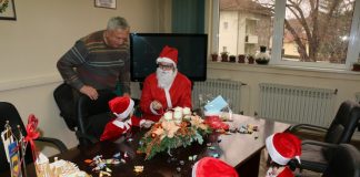 DjedBozicnjakIzVrtica 2015 12 17 025