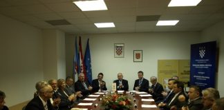 kuna12 201500003
