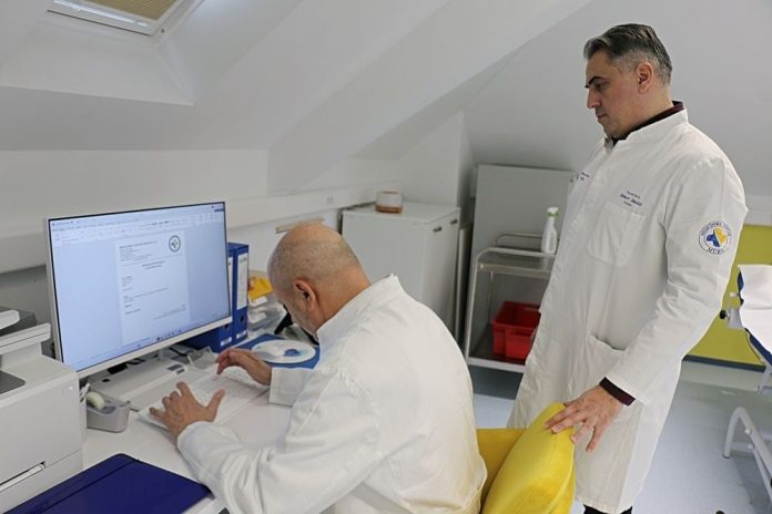 Dr.-Vcev-i-dr.-Smolic-u-orahovackom-Centru