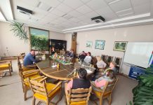 Gradonačelnik Babac čestitao Međunarodni dan žena i uručio cvijeće ženama iz programa „Zaželi“