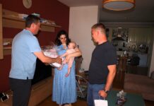 Gradonačelnik Babac posjetio obitelj Milković i poželio dobrodošlicu maloj Jani